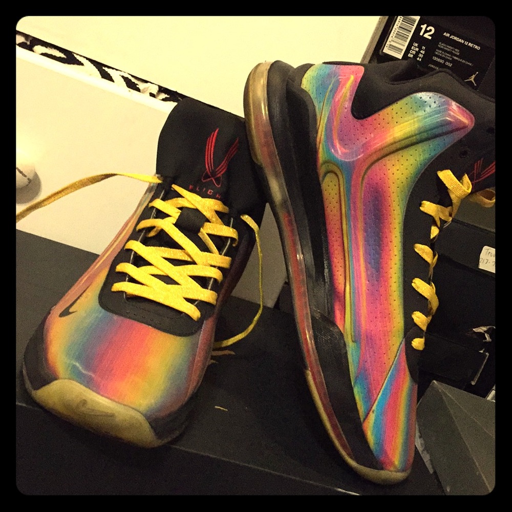 🔥🔥Nike Authentic Limited Collectors Item 🔥🔥